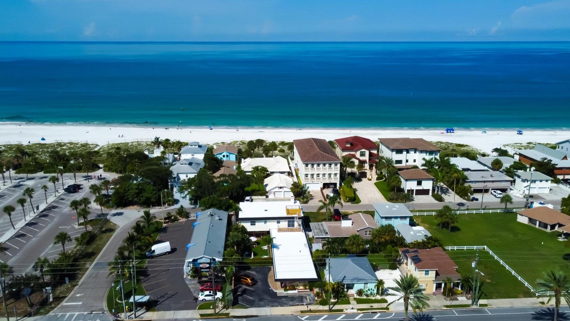 Carousel Suites -Redington Shores Bagian luar foto