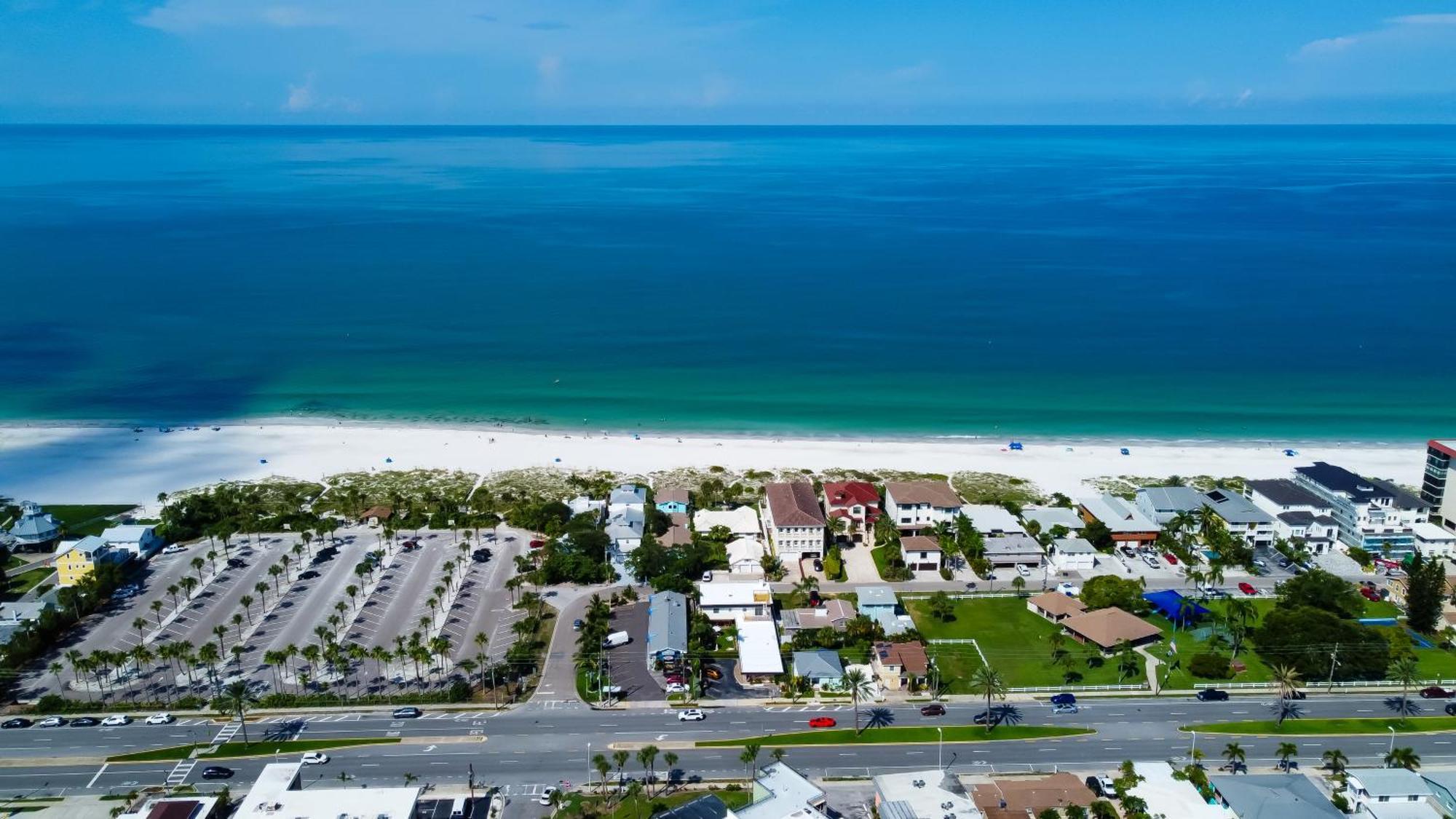 Carousel Suites -Redington Shores Bagian luar foto