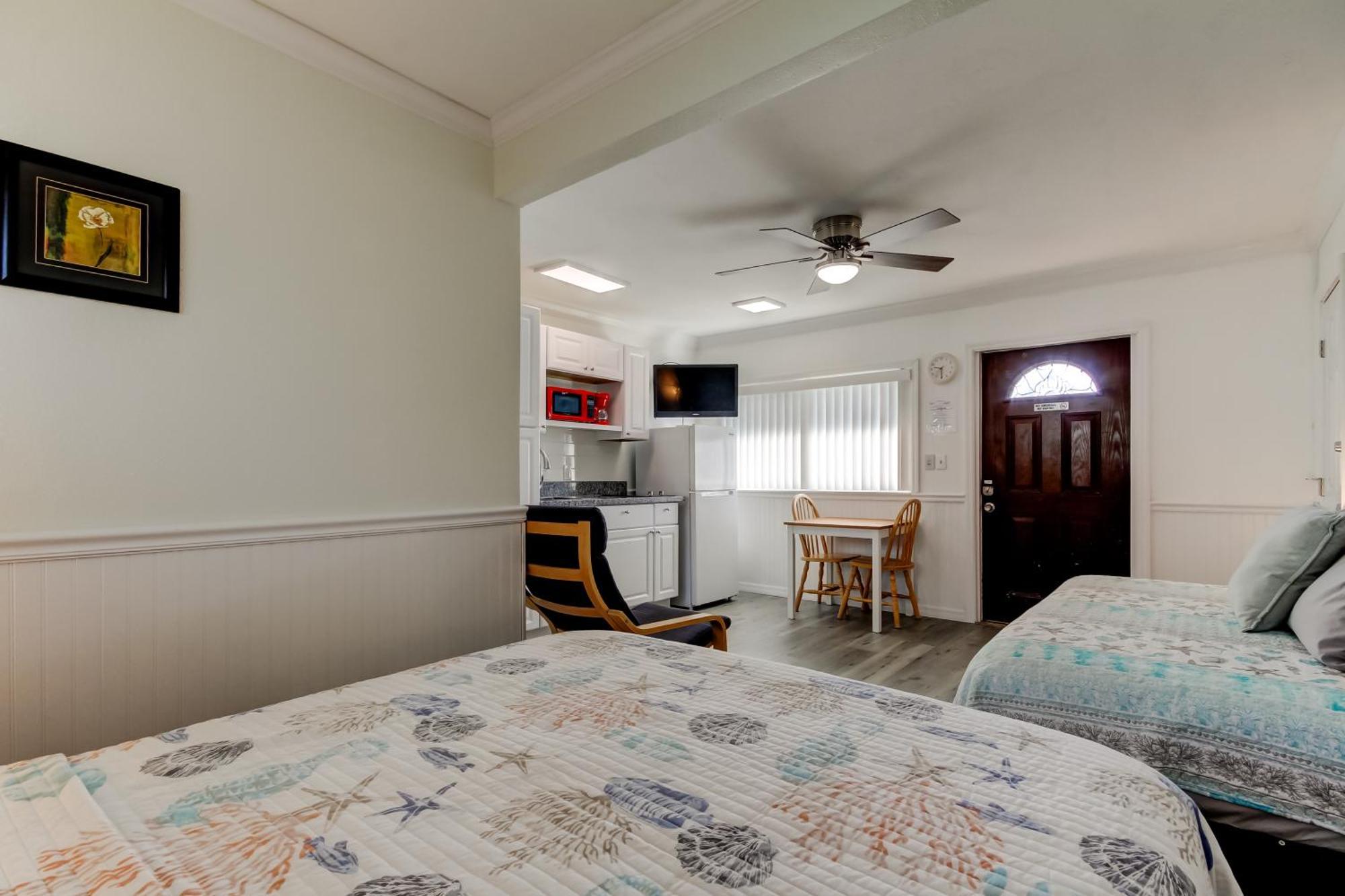 Carousel Suites -Redington Shores Bagian luar foto