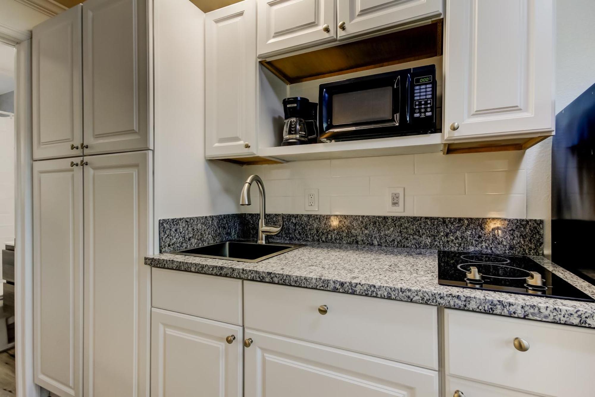 Carousel Suites -Redington Shores Bagian luar foto