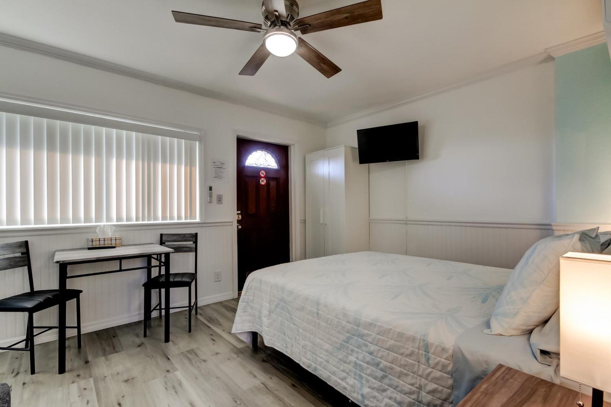 Carousel Suites -Redington Shores Bagian luar foto
